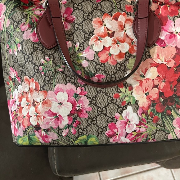 GUCCI - Picture 6 of 11